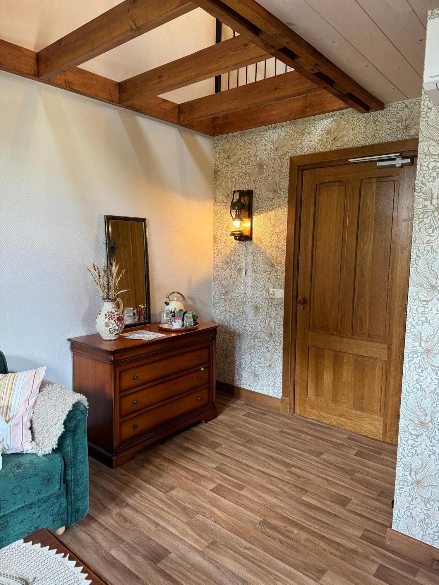 Vino Grando 'T Klooster Bed & Breakfast Odiliapeel ภายนอก รูปภาพ