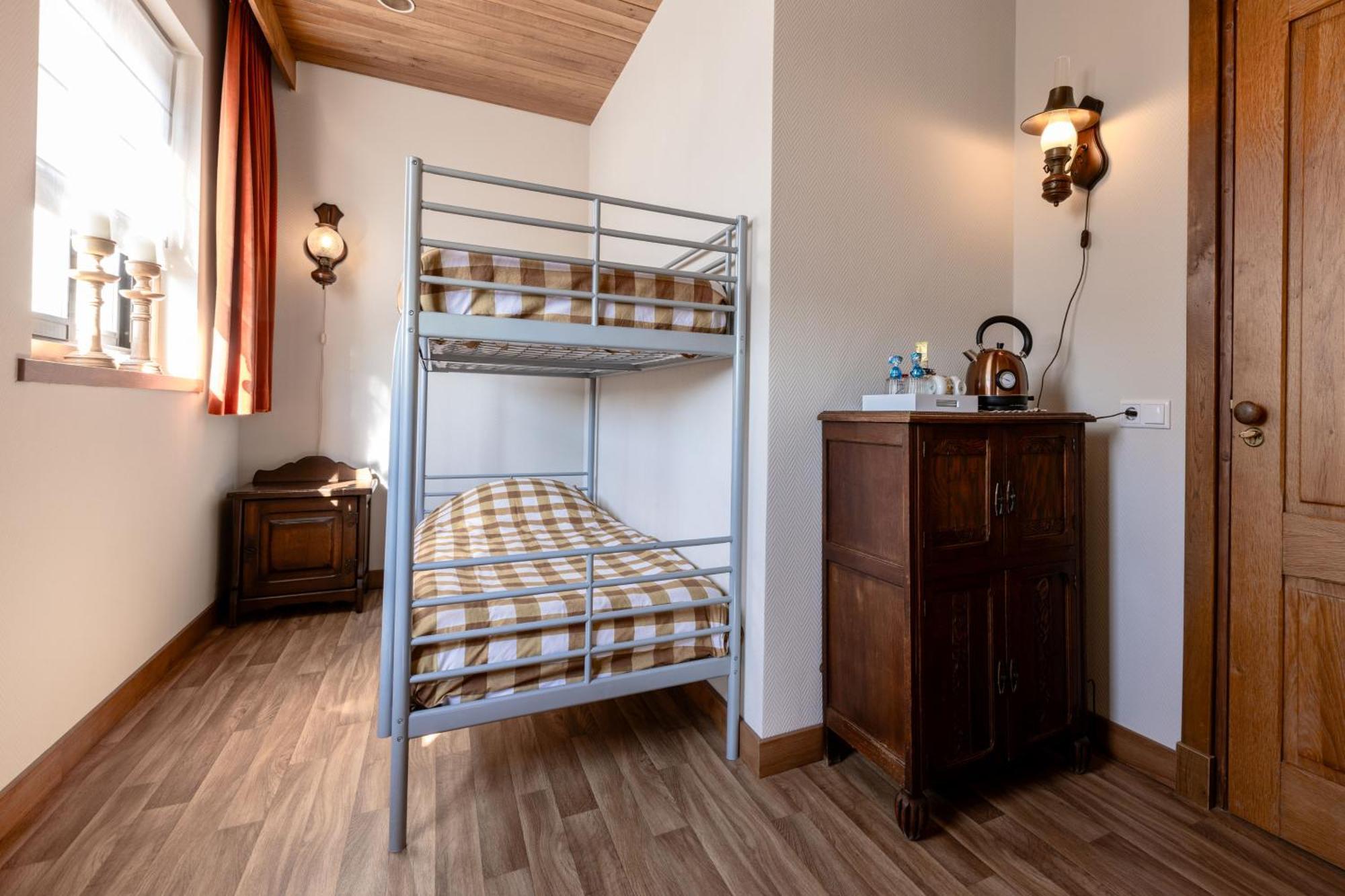 Vino Grando 'T Klooster Bed & Breakfast Odiliapeel ภายนอก รูปภาพ